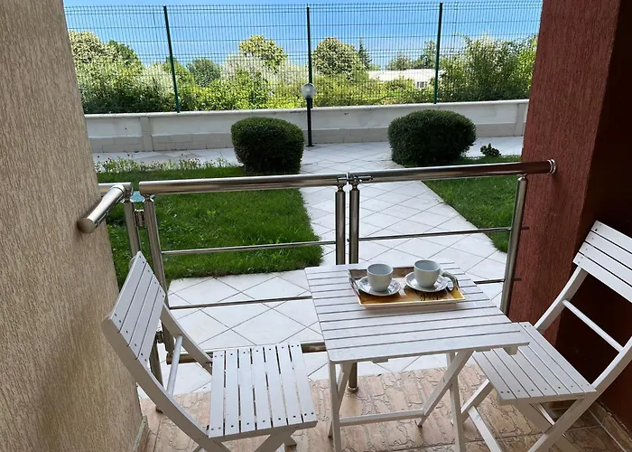 Апартаменты Summer Rose By The Sea Бяла